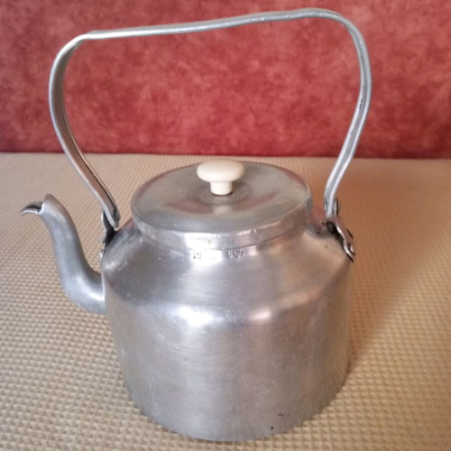 Aluminum kettle teapot used from 60-70s era