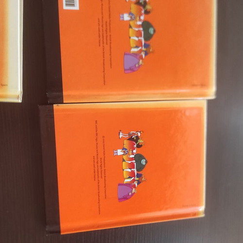 Muzzy language learning books used, pack of 5 books with DVDs