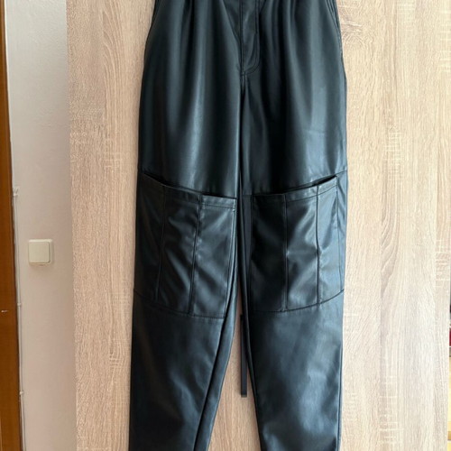 Katy Perry faux leather pants black, like new, size 36-38
