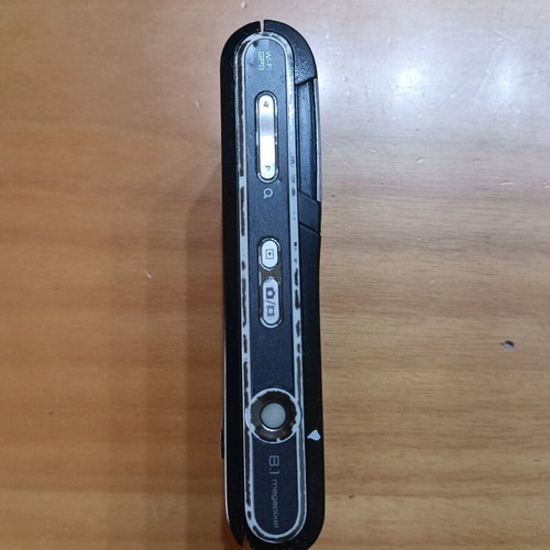 Sony Ericsson C905 used, non-working, with charger and USB cable