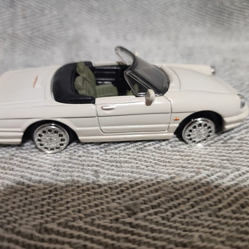 Alfa Romeo Spider 1989 metal miniature used