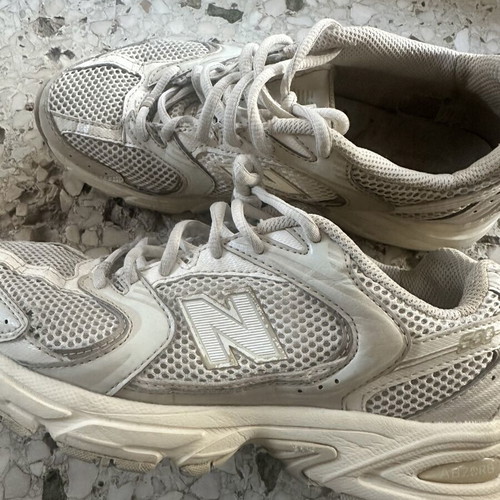New Balance women's sneakers size 38, white