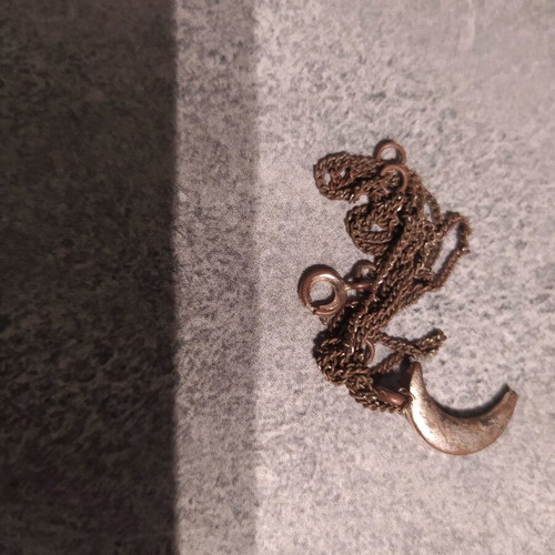 Crescent moon pendant used with chain