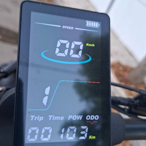 E bike PVY Z20 PLUS 1000 100Nw like new with Shimano pedals and extras