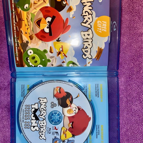 Angry Birds Toons First Season Blu-Ray Disc like new, dubbed
