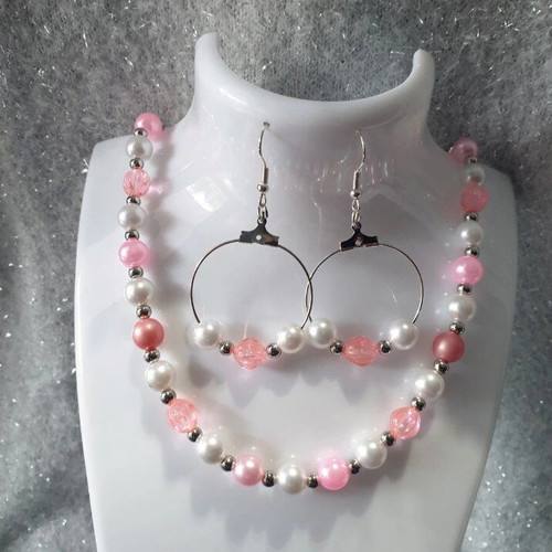 Handmade pink and white jewelry set new