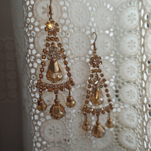 Evening earrings like new with crystals and rhinestones gold honey color