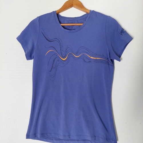 Mammut women's short sleeve t-shirt purple small like new