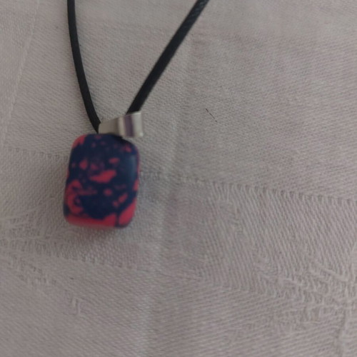 Necklace made of PU leather like new, black and pink, 45 cm + 5 cm extension