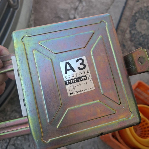 Suzuki Swift 91-99mod engine control unit used