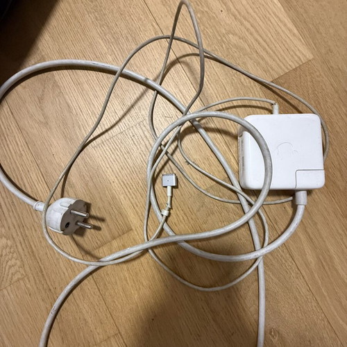 Mac charger used, for repair or collection