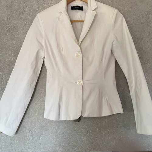 Please women's jacket white, fitted, like new, size XS