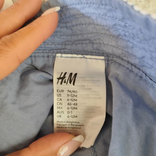 Baby hats 9-12 months like new H&M