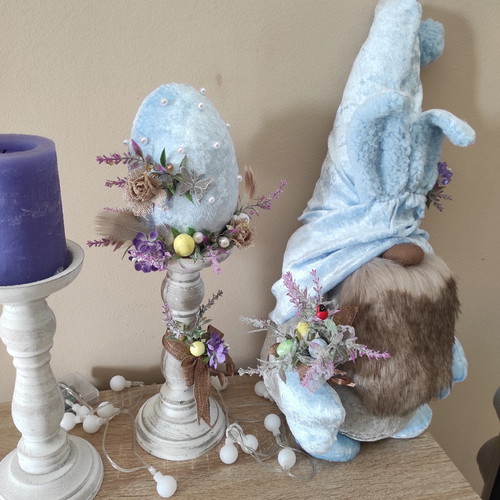 Easter decoration handmade gnome and egg holder new