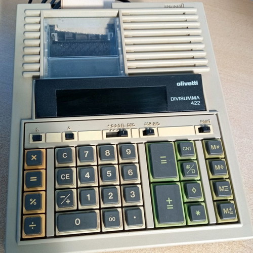 Olivetti Divisumma 422 calculator used with paper tape