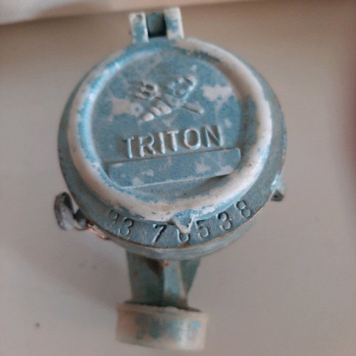 Triton brass water meter in like new condition