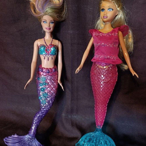 Barbie Merliah Mermaid Tale 2 2011 used with light-up mermaid gift
