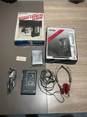 Sanyo M5550 Cassette Player like new, complete set from 1980