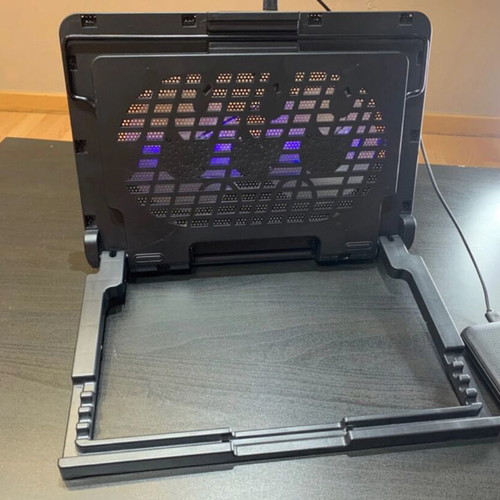 Factory N99 Cooling Pad for Laptop up to 17" with 2 Fans and Lighting like new