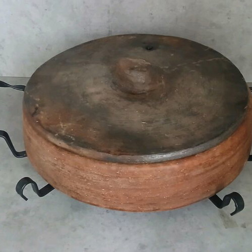 Satch ceramic cooking pot new, handmade