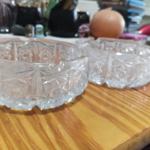 Crystal ashtrays like new, set of 2