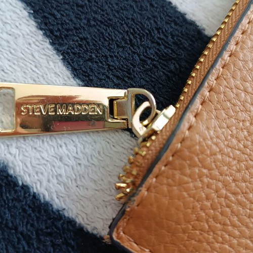 Steve Madden small brown clutch bag like new
