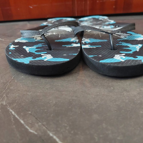 Majesty flip flops camo pattern size 44/45 like new