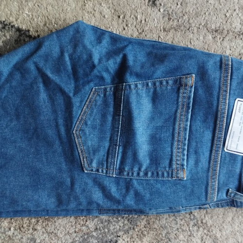 Cover Jeans jean bermuda shorts W31 like new, blue