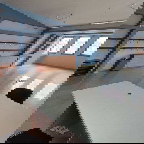 Επαγγελματικός χώρος 130 τ.μ. στον Γέρακα, σε άριστη κατάσταση