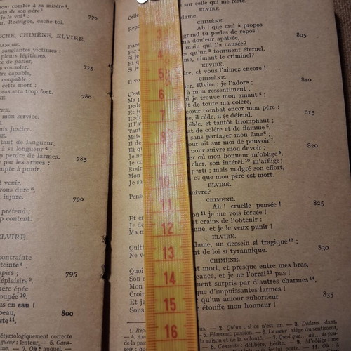 Le Cid book used, French language, tragedy by Corneille