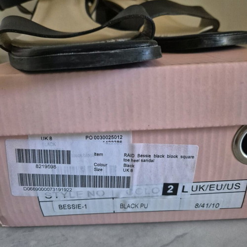 Women's leather sandals like new, size 40.5, black