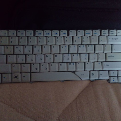 Acer Aspire keyboard used, compatible with multiple models