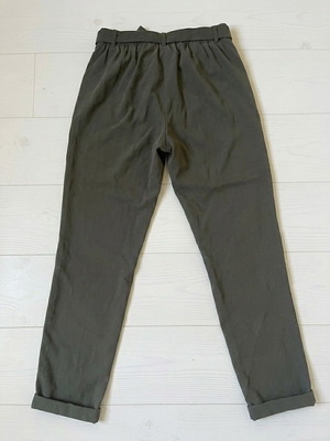 Funky Buddha women's paperbag pants like new, size S, olive