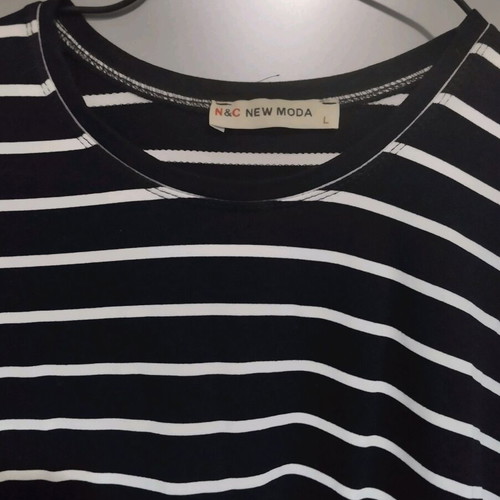 Striped men's short sleeve shirt size L like new black and white