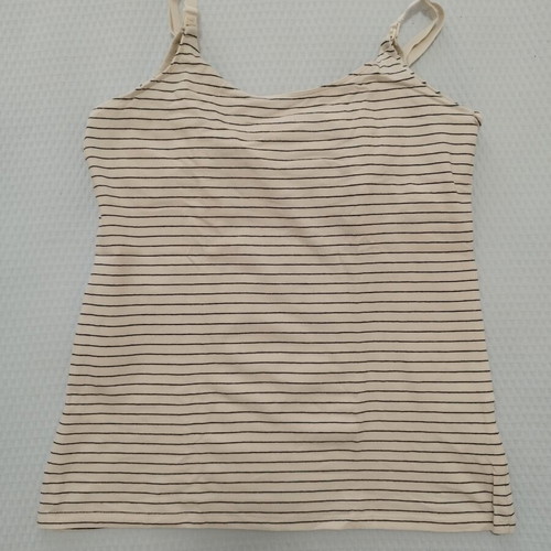 Nursing tops H&M like new, set of 3 with 3 bras no name
