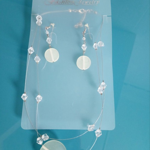 Jewelry set necklace earrings new