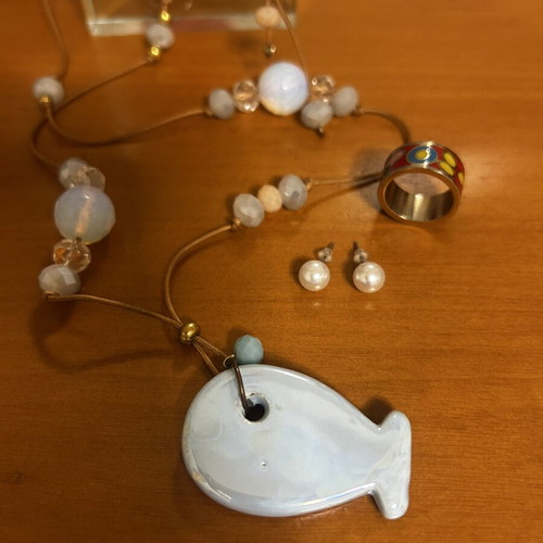 Fish Necklace 50 cm with pearl earrings and ring, new