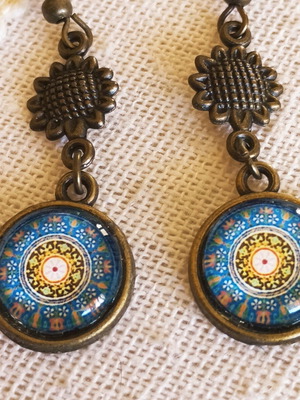 Boho σκουλαρίκια χειροποίητα, βάση αντικ μπρονζέ, πολύχρωμα