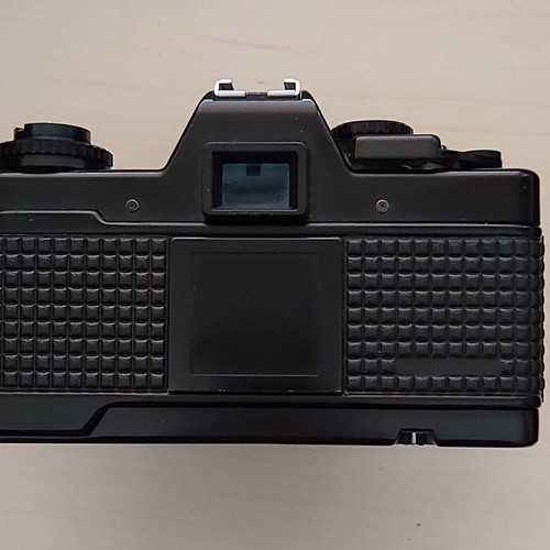 Praktica B200 ηλεκτρονική φωτογραφική μηχανή 35mm με φακό Pentacon 50mm MC μεταχειρισμένη