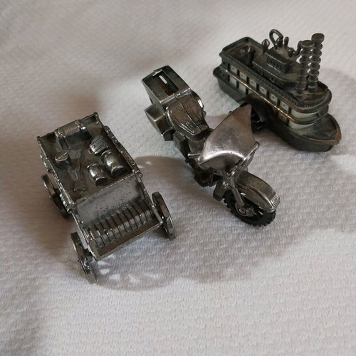 Metal pencil sharpeners like new, set of 3 pieces
