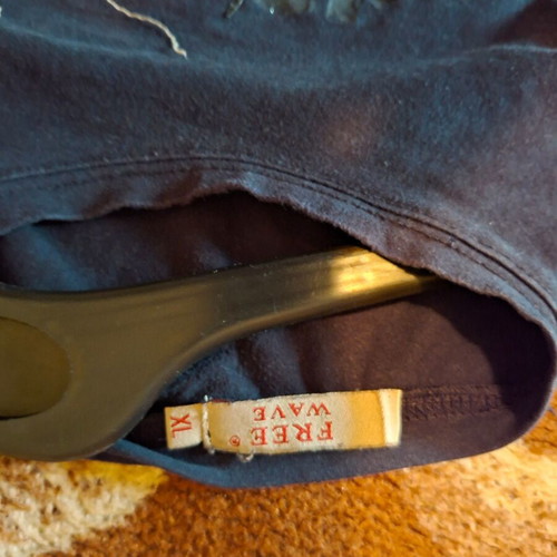 Free Wave XL blouse used, black, in good condition