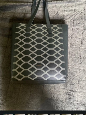 Le Bon Marché Paris tote bag with geometric pattern