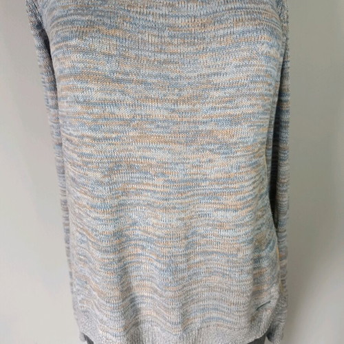 Buffalo thin sweater like new in gray shades