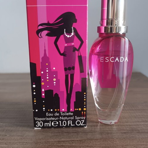 Escada Sexy Graffiti Eau de Toilette 30ml like new limited edition