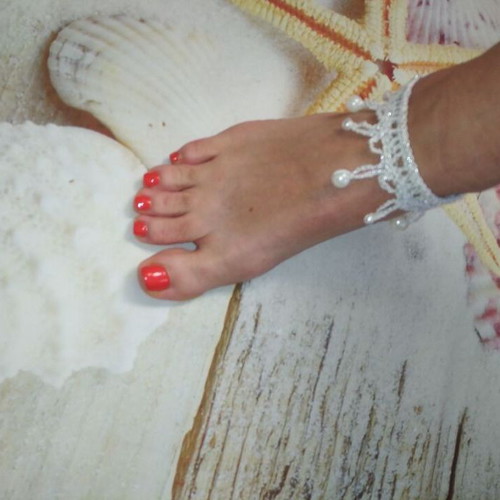Barefoot foot jewelry white color, new, with pearl