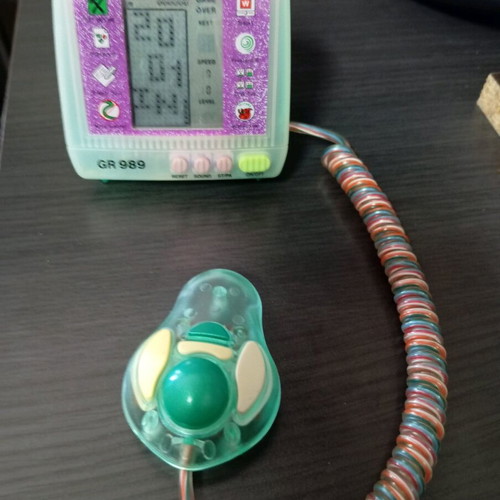 Vintage 80s electronic game like new