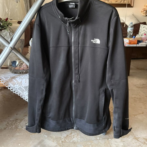 The North Face waterproof lightweight jacket XL, black