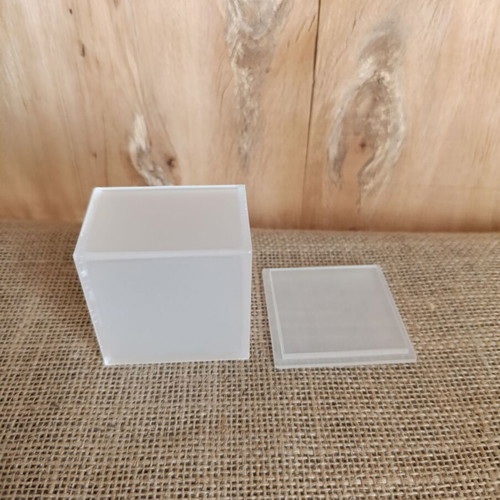 Jewelry display cube stand made of plexiglass like new