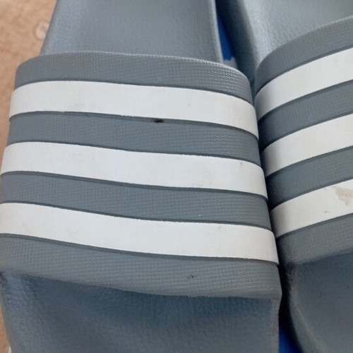 Adidas slides size 40.5 gray like new