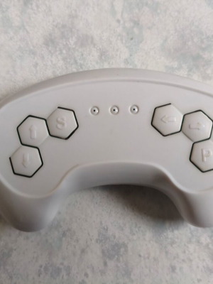 Τηλεχειριστήριο παιδικού ηλεκτροκίνητου HH670Y-2-4G σαν καινούργιο